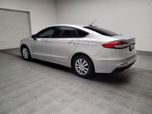 Used 2019 Ford Fusion S image 3