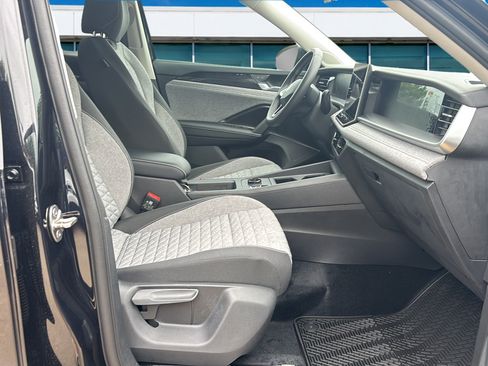 New 2026 Volkswagen Tiguan S AWD/4WD image 11