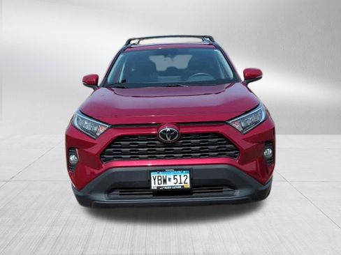 Used 2019 Toyota RAV4 XLE w/ Convenience Package AWD/4WD image 2