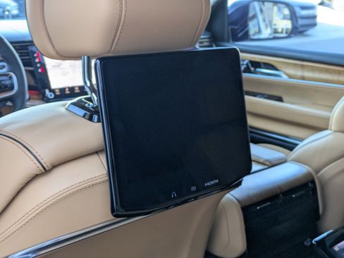 Used 2024 Jeep Grand Wagoneer Series III w/ Rear Seat Video Group 1 image 28