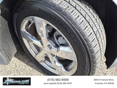 Used 2013 Chevrolet Volt Premium w/ Premium Trim Package image 25