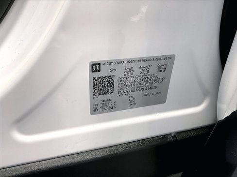 Used 2024 Chevrolet Equinox LT AWD/4WD image 34