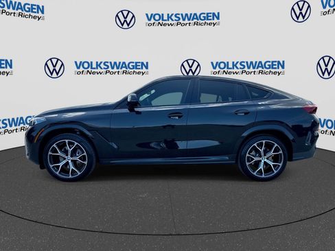 Used 2026 BMW X6 xDrive40i AWD/4WD image 3