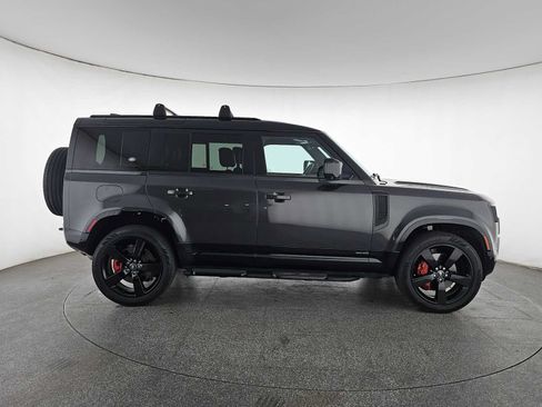 Used 2022 Land Rover Defender 110 X AWD/4WD image 6