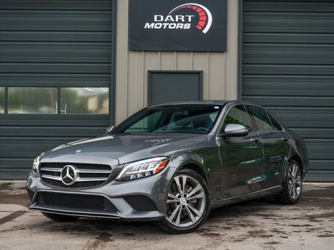 Used 2019 Mercedes-Benz C 300 Sedan image 3