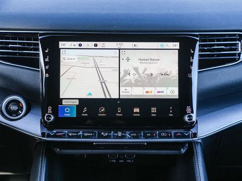 New 2026 Jeep Grand Wagoneer image 15