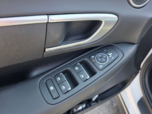 New 2025 Hyundai Sonata SE image 14