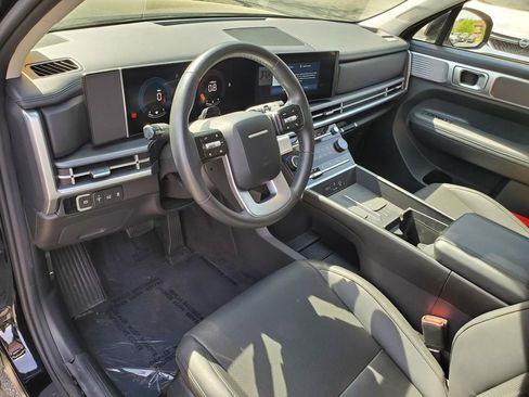 Used 2025 Hyundai Santa Fe SEL FWD image 17