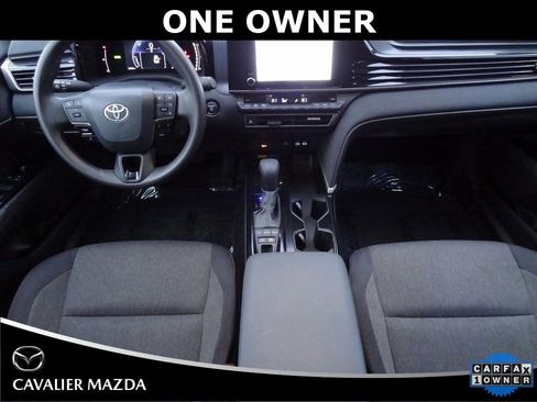 Used 2025 Toyota Camry LE image 13