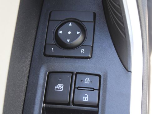 Used 2024 Toyota RAV4 XLE image 20