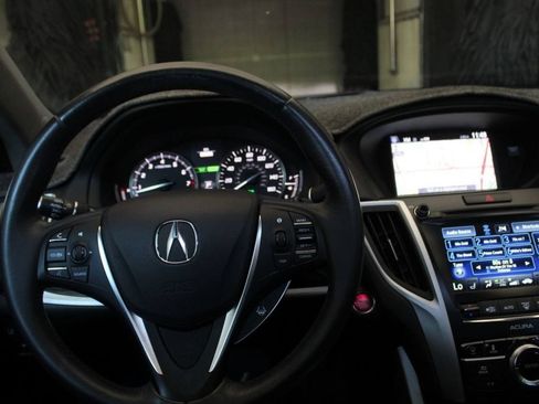Used 2017 Acura TLX V6 w/ Technology Package FWD image 42