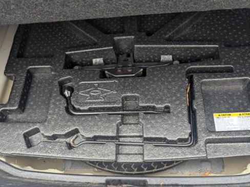 Used 2018 Toyota Avalon XLE Plus image 14