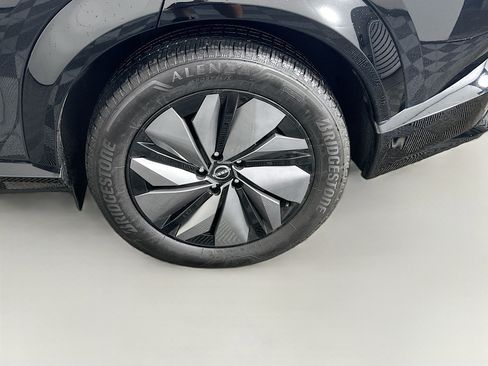 Used 2024 Nissan Ariya AWD image 11