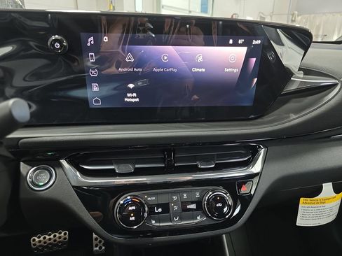 New 2026 Buick Envista Sport Touring w/ Studio Series FWD image 22