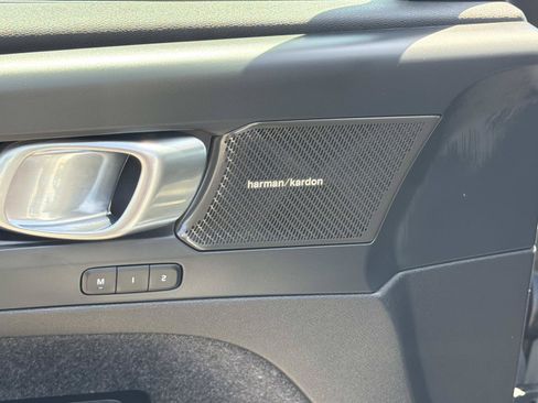 Certified 2023 Volvo XC40 Recharge Ultimate AWD/4WD image 16