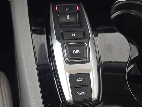 Used 2018 Honda Pilot Touring image 31