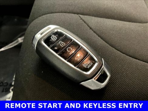 Used 2022 Hyundai Elantra SEL FWD image 32
