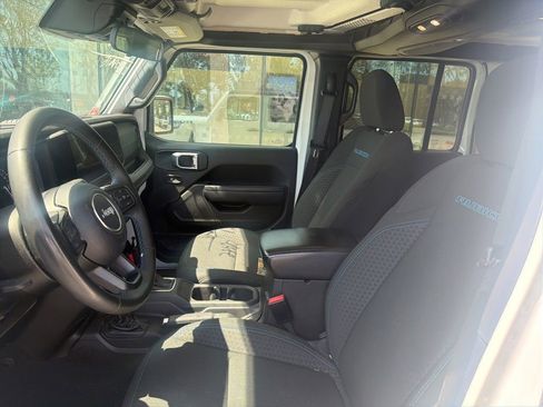 Used 2024 Jeep Wrangler Unlimited Rubicon 4xe w/ Convenience Group AWD/4WD image 6