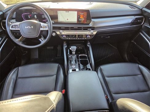 Used 2025 Kia Telluride S image 16