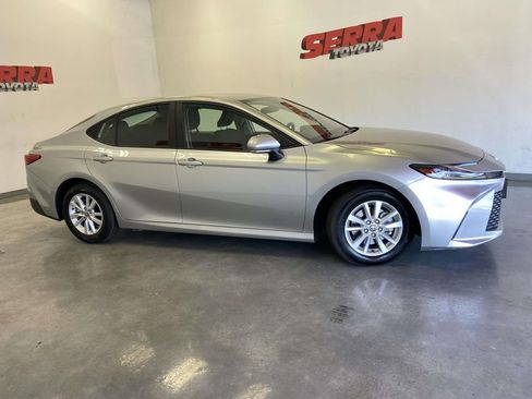 Certified 2025 Toyota Camry LE FWD image 2