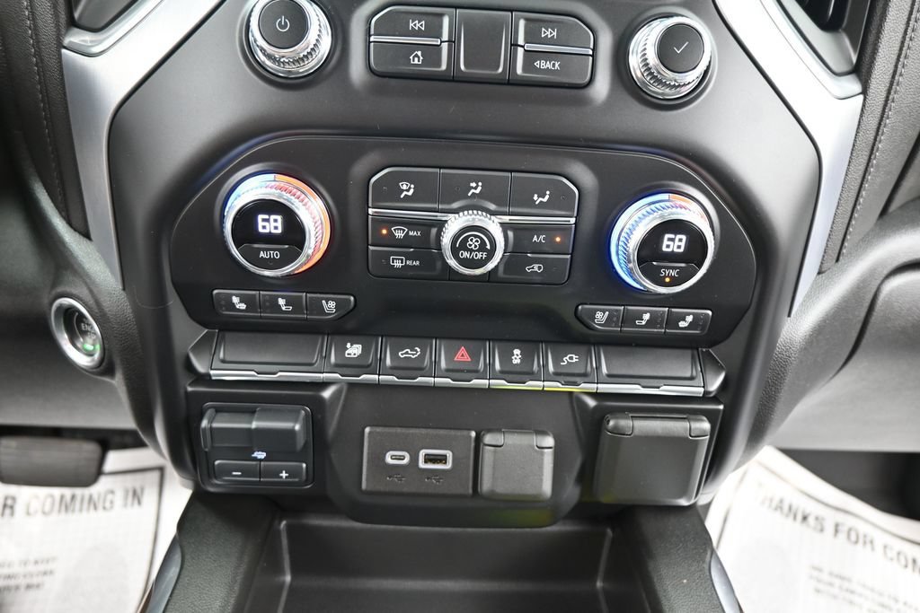 Used 2022 GMC Sierra 3500 SLT w/ SLT Convenience Package AWD/4WD image 16