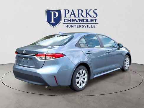 Used 2024 Toyota Corolla LE FWD image 31