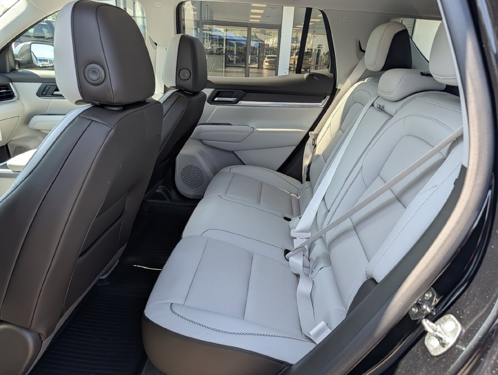 New 2027 GMC Terrain Denali w/ LPO, Floor Liner Package AWD/4WD image 25