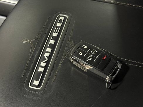Used 2020 RAM 2500 Limited AWD/4WD image 99