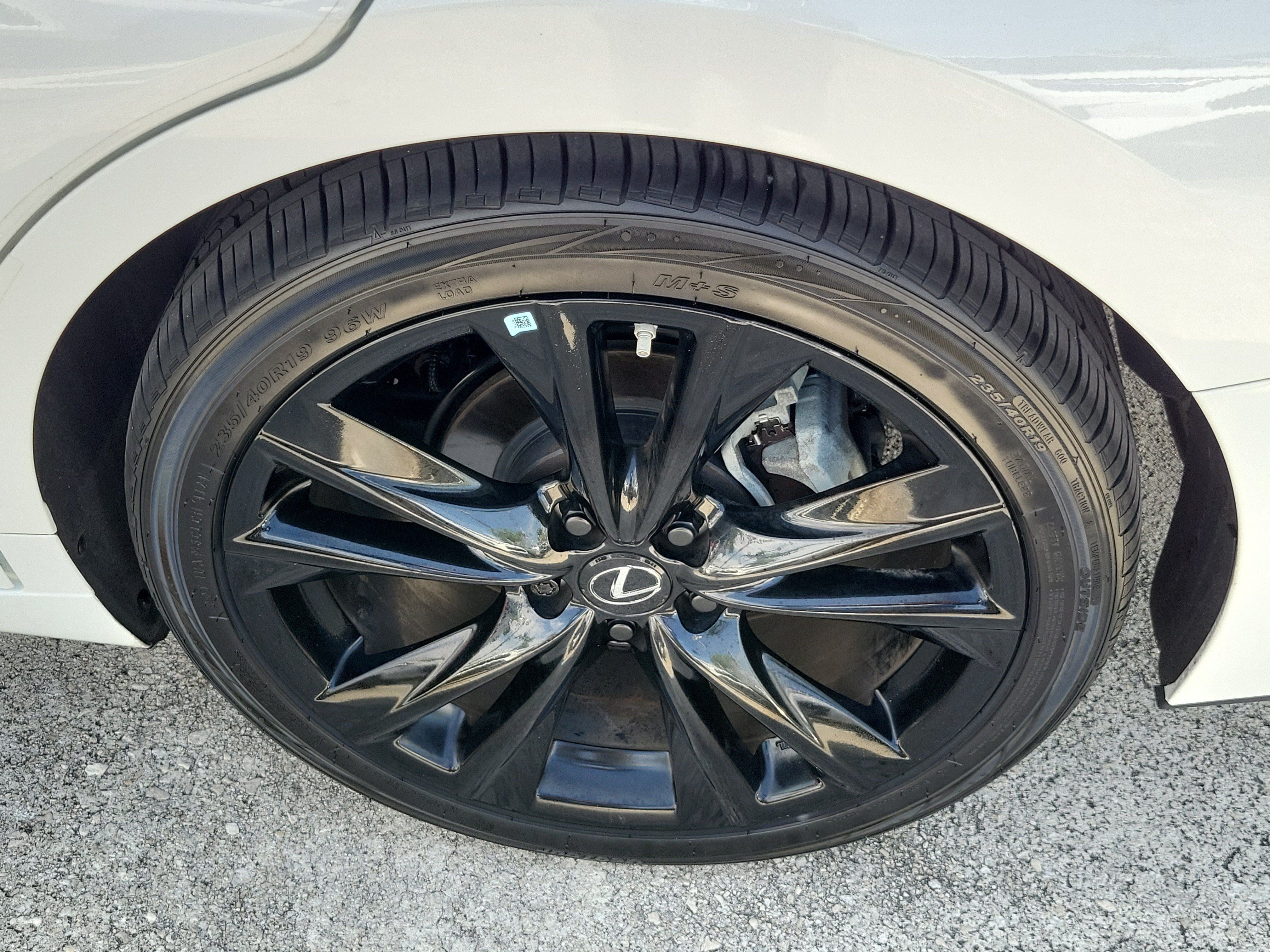 Used 2024 Lexus ES 350 F Sport w/ Accessory Package (Z2) FWD image 9