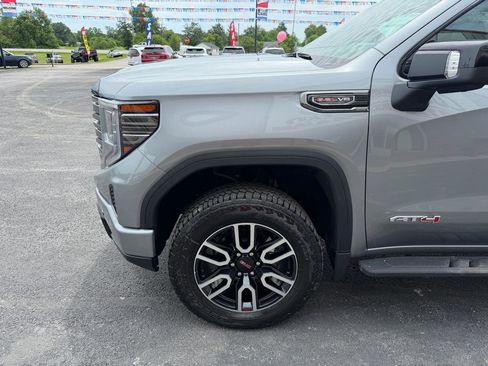 Used 2026 GMC Sierra 1500 AT4 w/ AT4 Premium Package AWD/4WD image 13