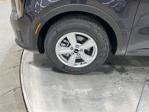 New 2026 Kia Sorento LX image 27