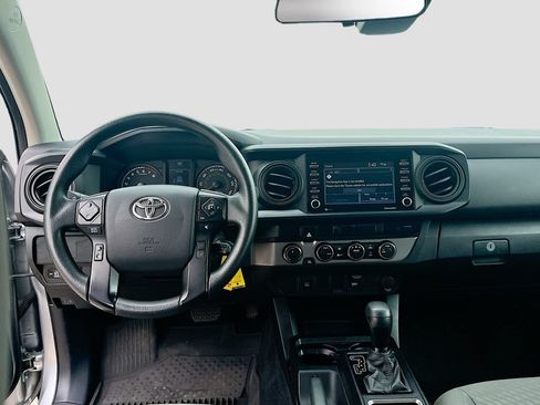Used 2022 Toyota Tacoma SR AWD/4WD image 20