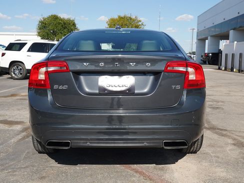 Used 2016 Volvo S60 T5 Premier w/ Convenience Package FWD image 6