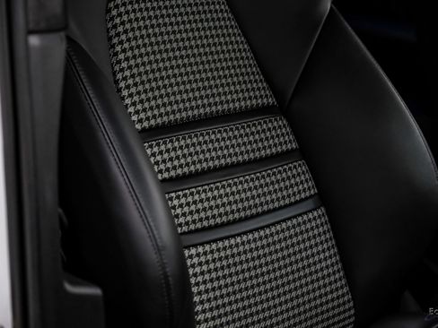 Used 2022 Porsche Cayenne Turbo image 51