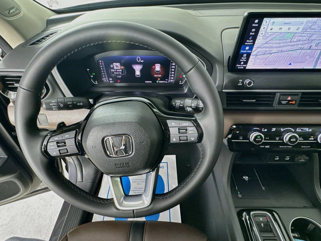 New 2026 Honda Pilot Touring image 15