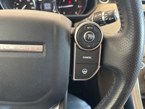 Used 2017 Land Rover Range Rover Sport HSE AWD/4WD image 40