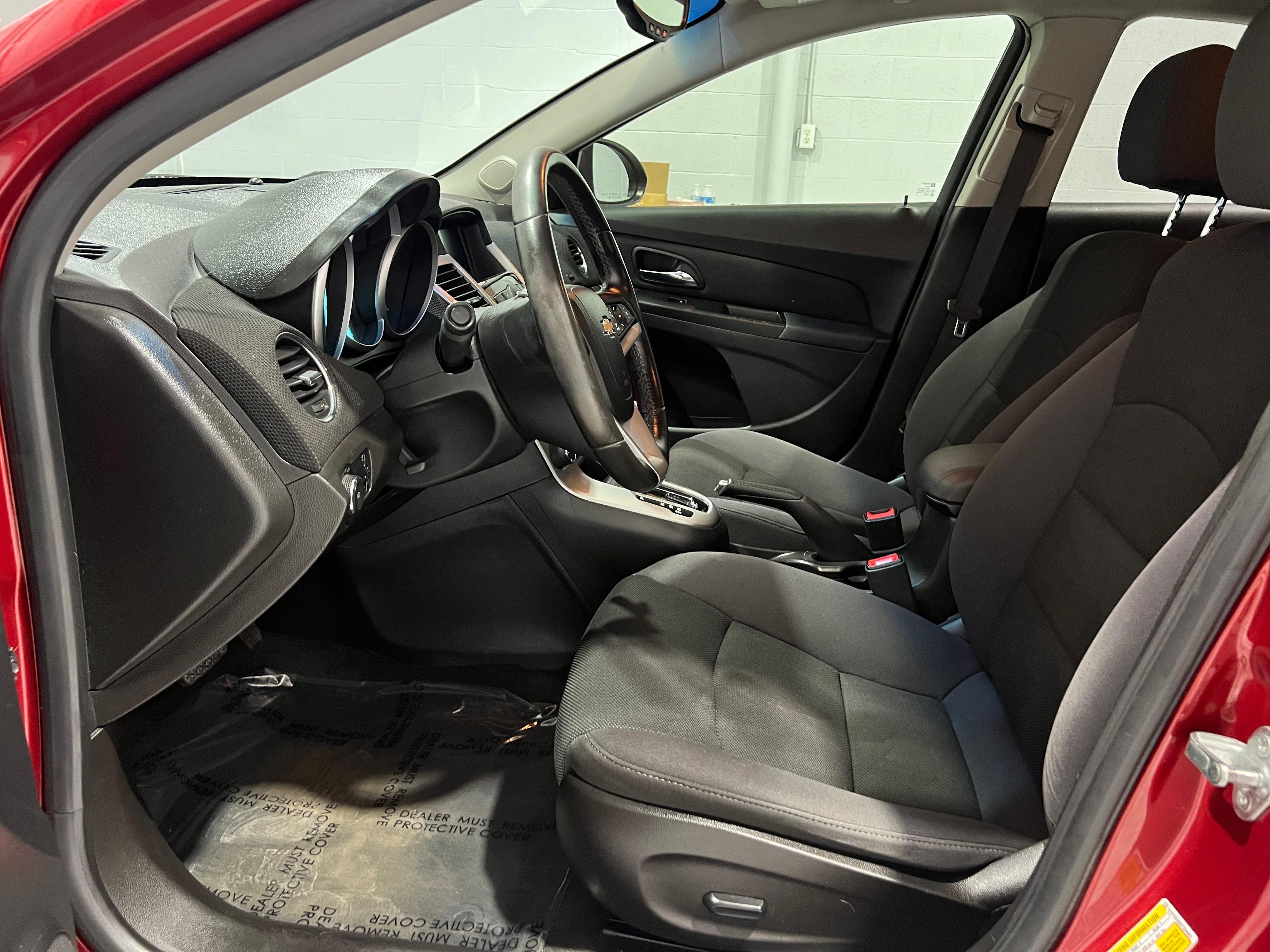 Used 2013 Chevrolet Cruze LT w/ Enhanced Safety Package FWD image 10
