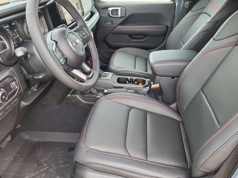 New 2026 Jeep Wrangler Unlimited Rubicon image 12