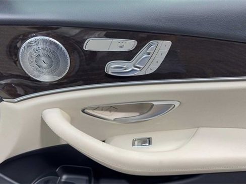Used 2019 Mercedes-Benz E 300 w/ Premium 1 Package image 15