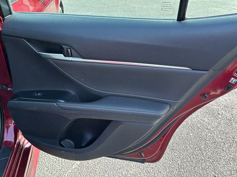 Used 2018 Toyota Camry XSE FWD image 20