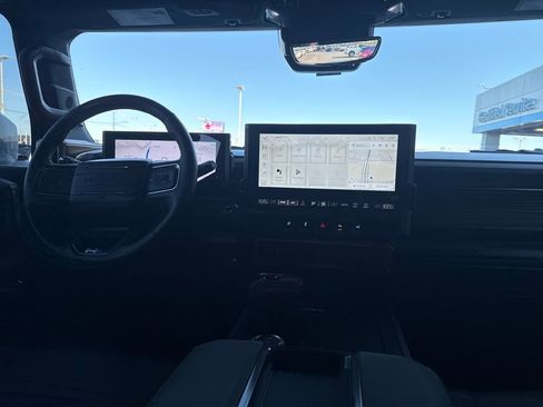 Used 2025 GMC Hummer EV 2X AWD/4WD image 14