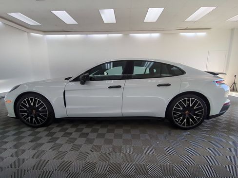 New 2026 Porsche Panamera image 2