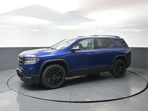 Used 2023 GMC Acadia SLE w/ Driver Convenience Package FWD image 5