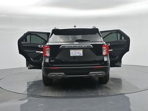 Certified 2022 Ford Explorer XLT w/ Equipment Group 202A image 26