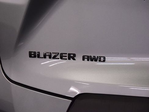 Used 2023 Chevrolet Blazer LT w/ Convenience Package AWD/4WD image 12
