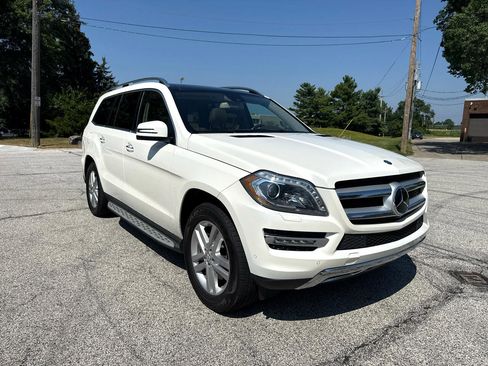 Used 2016 Mercedes-Benz GL 450 4MATIC image 3