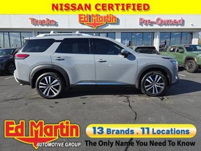 Certified 2025 Nissan Pathfinder Platinum