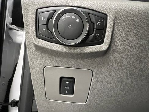 Used 2015 Ford F150 XLT w/ Equipment Group 301A Mid image 32