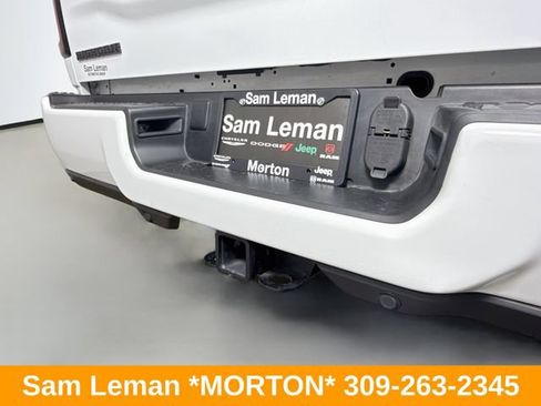 Used 2025 RAM 2500 Big Horn AWD/4WD image 40
