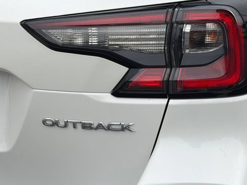 Used 2022 Subaru Outback Premium AWD/4WD image 33